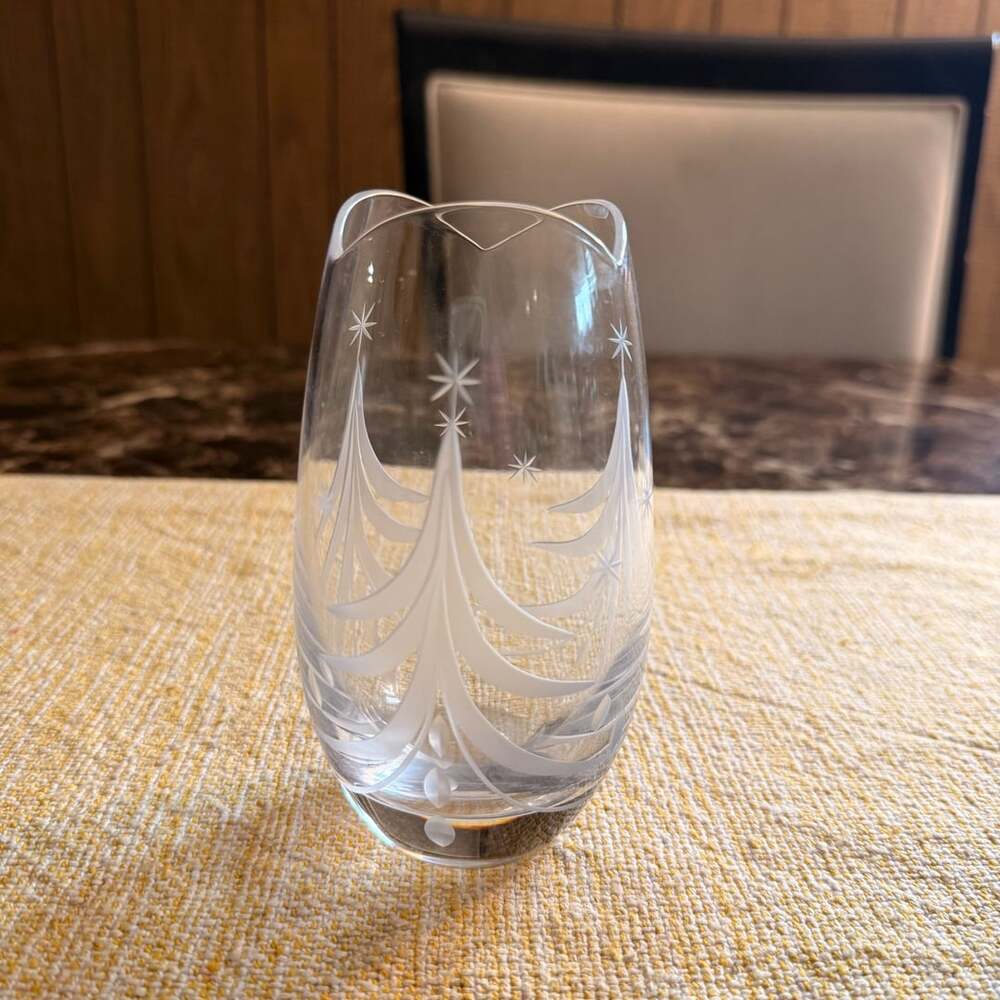 Mikasa Yule Magic Crystal Bud Vase 5.5 Inch Etched Trees